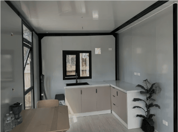 Granny Flat: Functional Kitchen