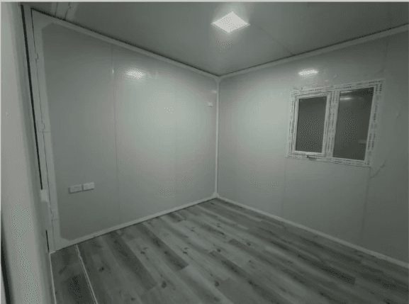 20ft Bedroom