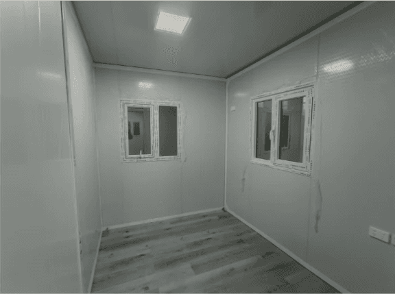 20ft Bedroom
