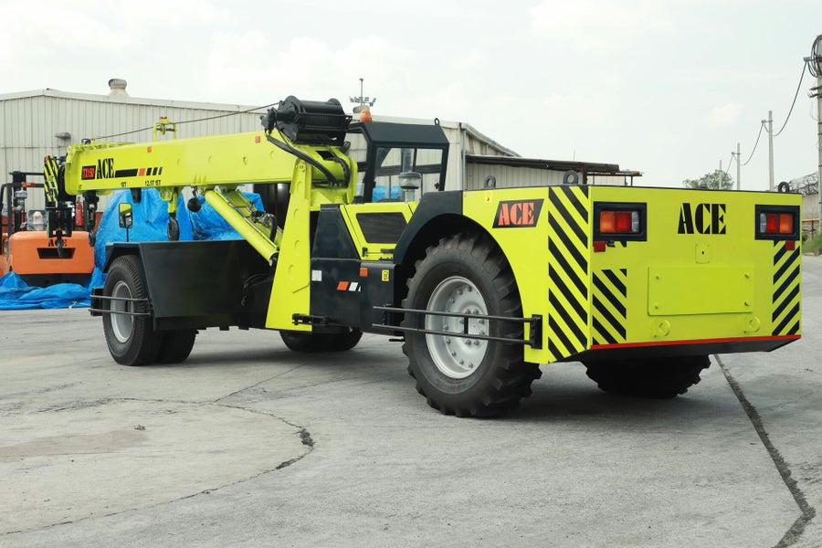 Crane Truck