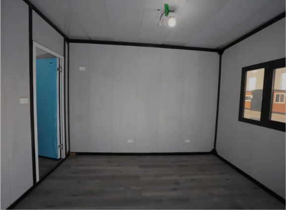20ft Bedroom