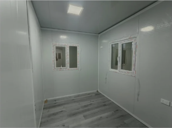 20ft Bedroom