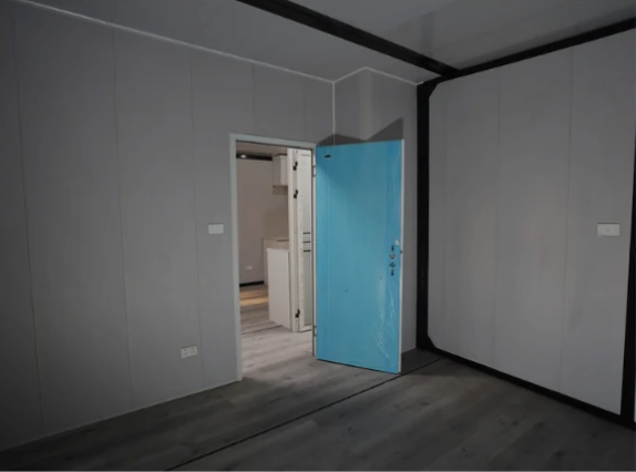 20ft Bedroom