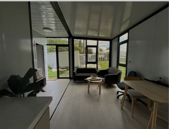 20ft Living Room