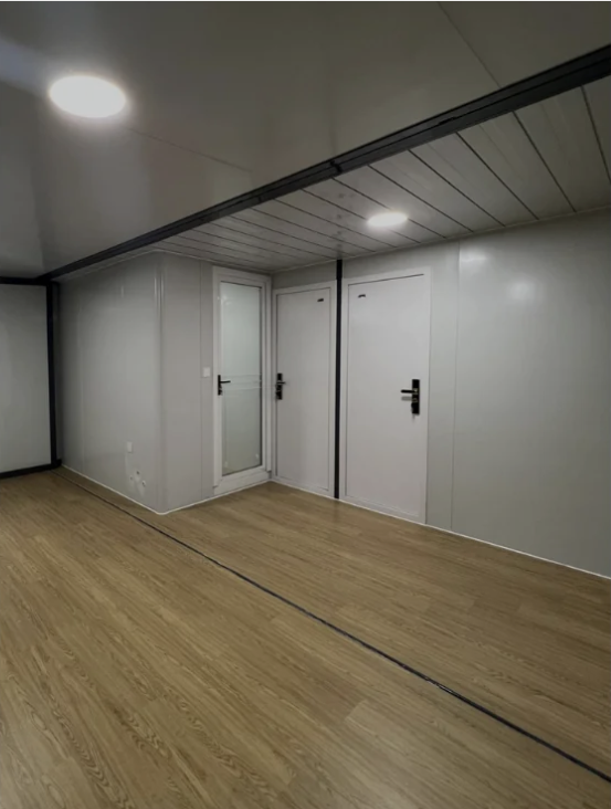 30ft Bedroom