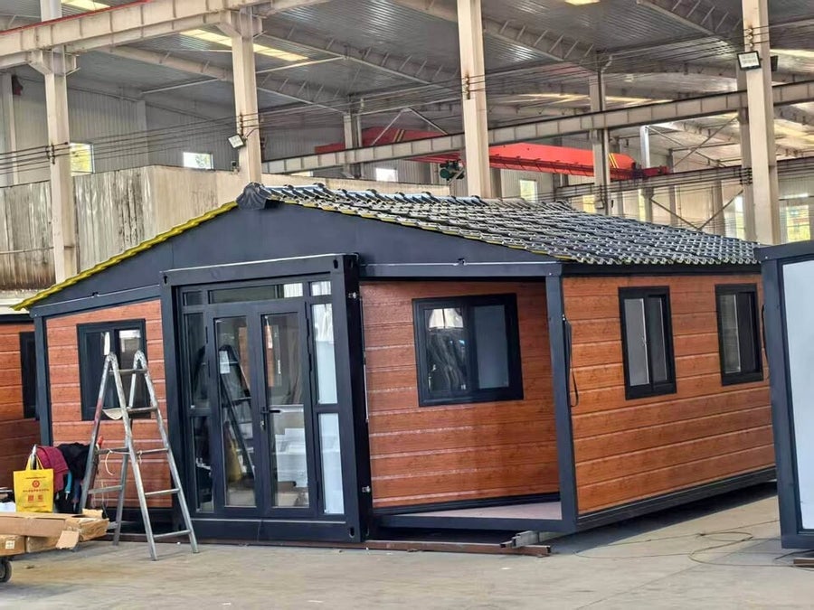 Durable Tiny Home (Full Roof)
